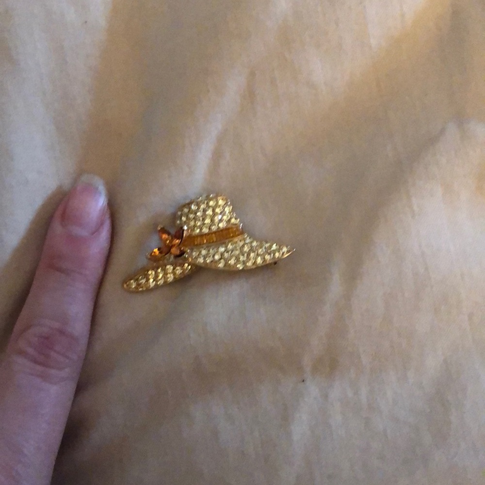 Gold colored Rhinestone covered hat pin - Picture 3 of 5
